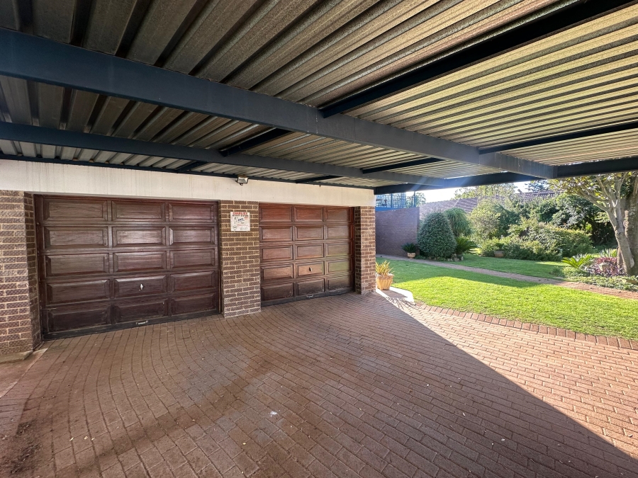 4 Bedroom Property for Sale in Baillie Park North West